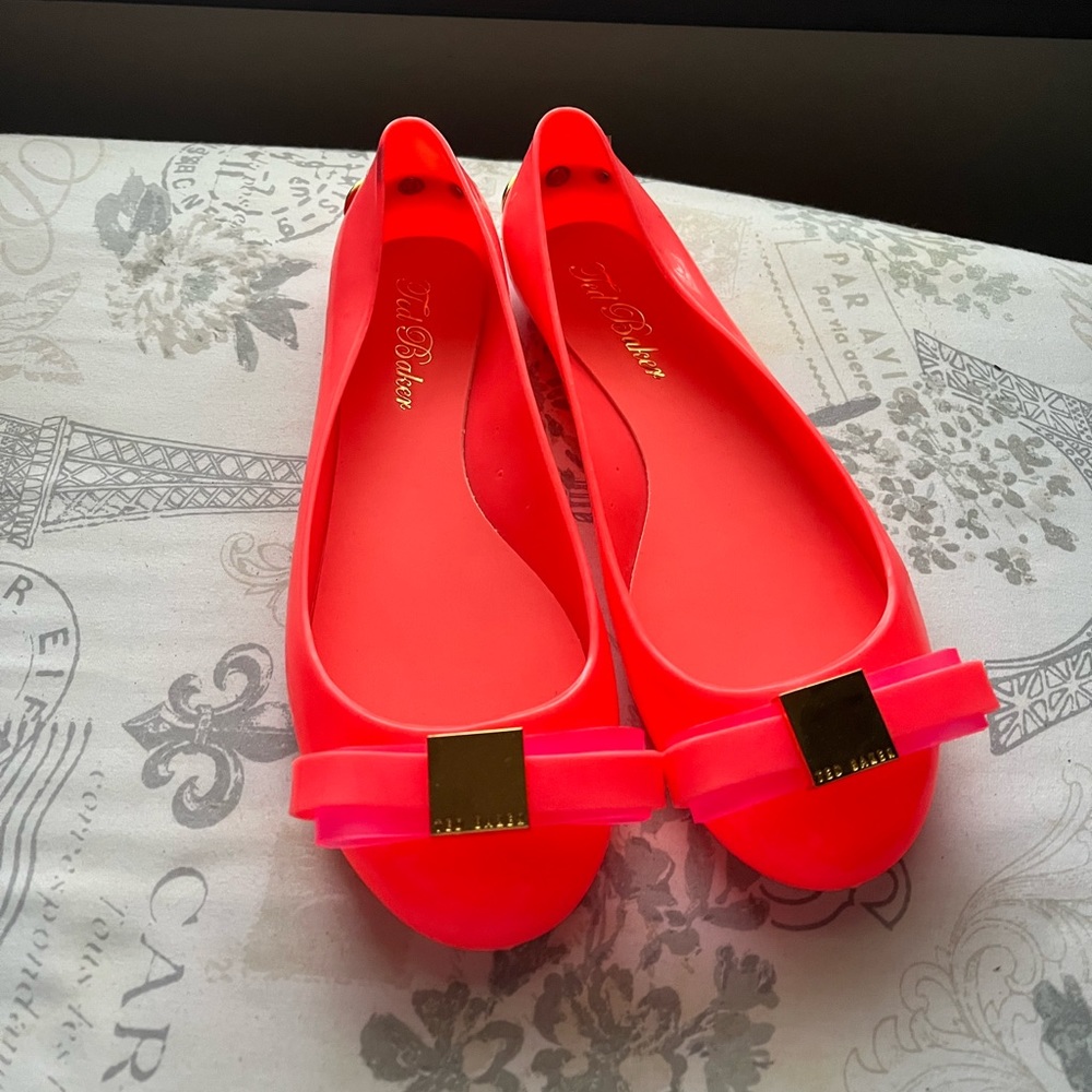 Neon Bow Pink Flats